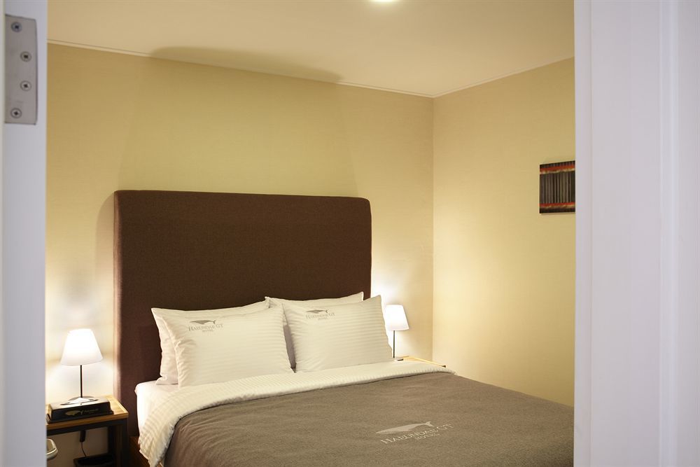 Cinema House Hotel In Μπουσάν Εξωτερικό φωτογραφία