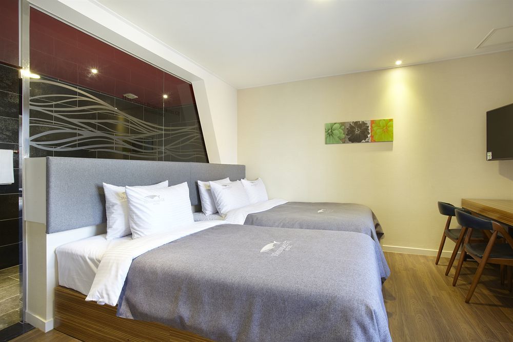 Cinema House Hotel In Μπουσάν Εξωτερικό φωτογραφία