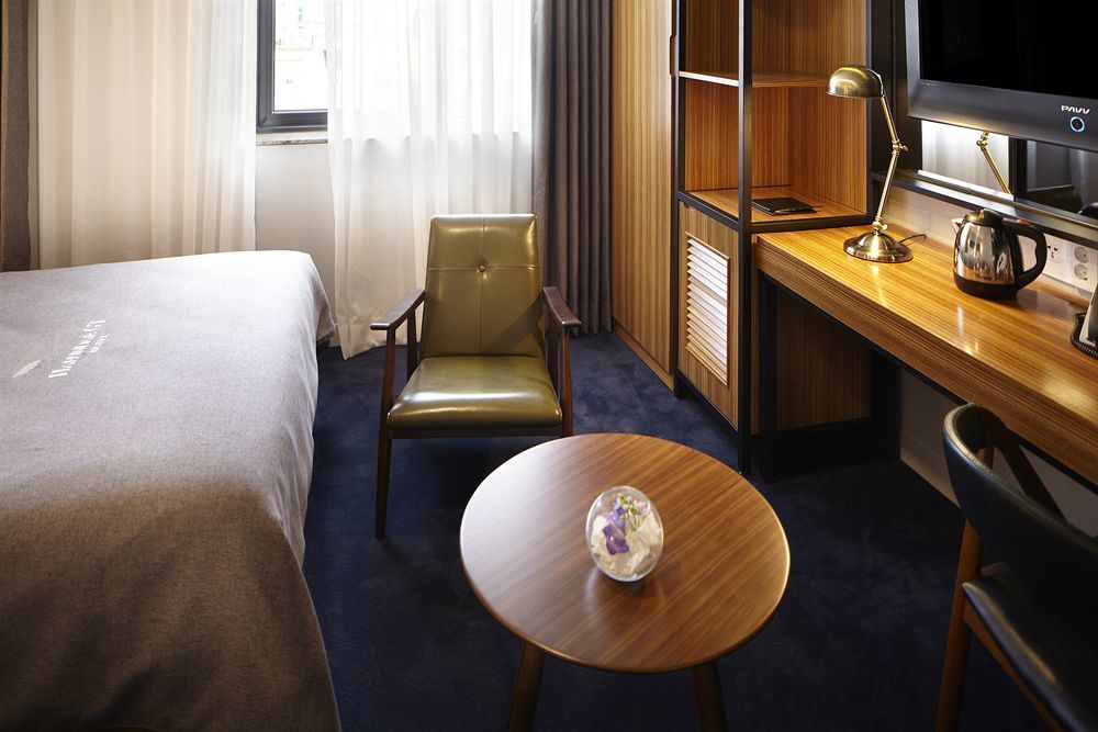 Cinema House Hotel In Μπουσάν Εξωτερικό φωτογραφία