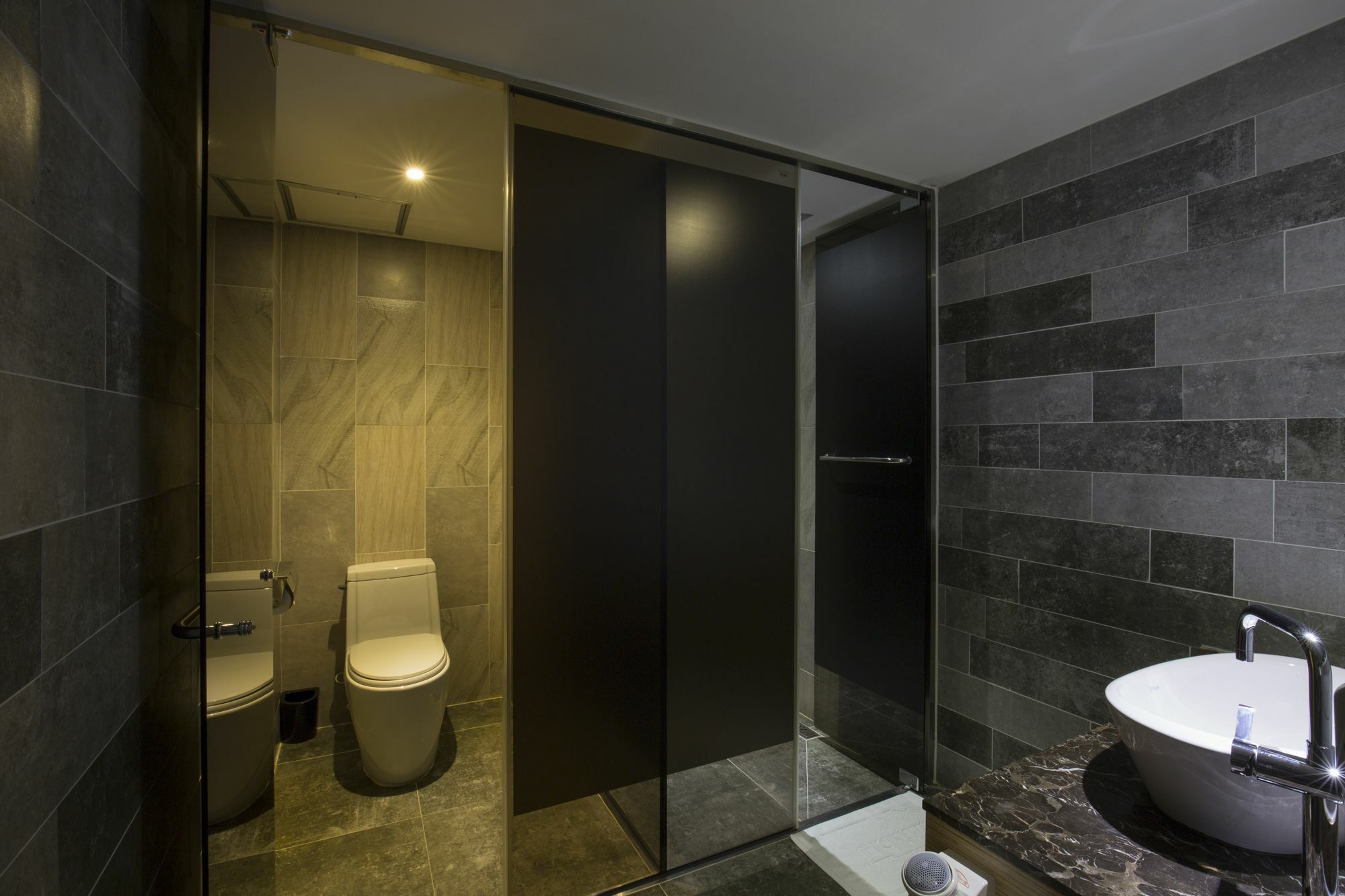 Cinema House Hotel In Μπουσάν Εξωτερικό φωτογραφία