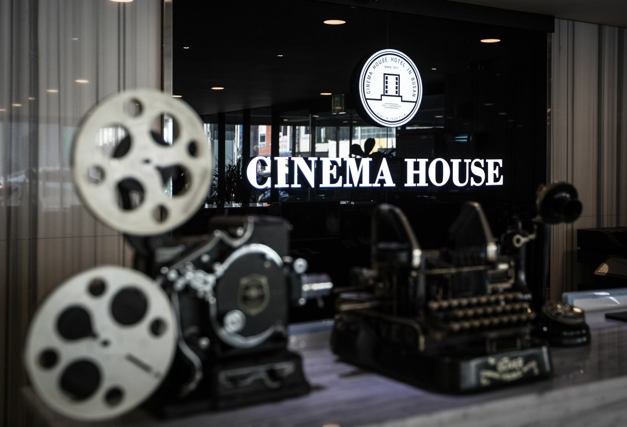 Cinema House Hotel In Μπουσάν Εξωτερικό φωτογραφία