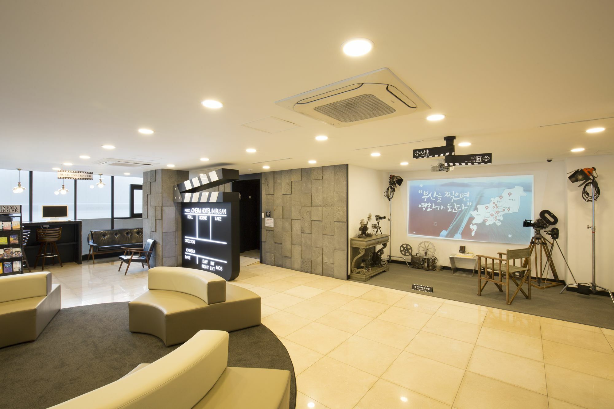 Cinema House Hotel In Μπουσάν Εξωτερικό φωτογραφία